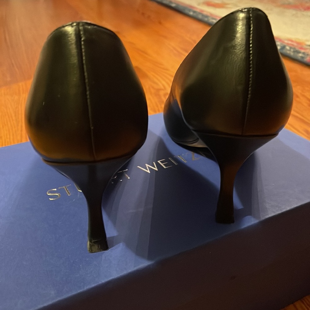 Stuart Weitzman Gold Knot Pumps - image 3